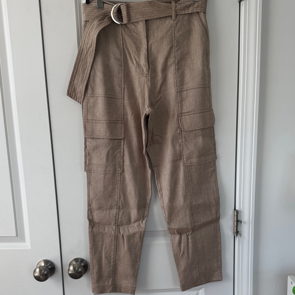 White House Black Market Women’s Tan Cropped Pants